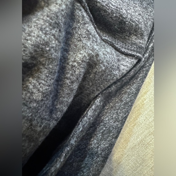 Old Navy Active High-Rise Crop Leggings For Women size XL - Picture 6 of 8